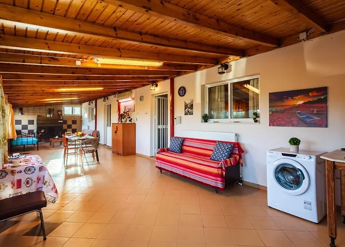 Makarounis Athanasios Traditional