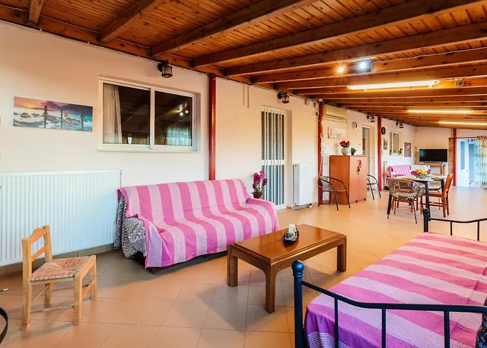 Makarounis Athanasios Traditional *