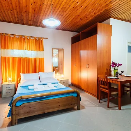 Apartament Makarounis Athanasios Traditional