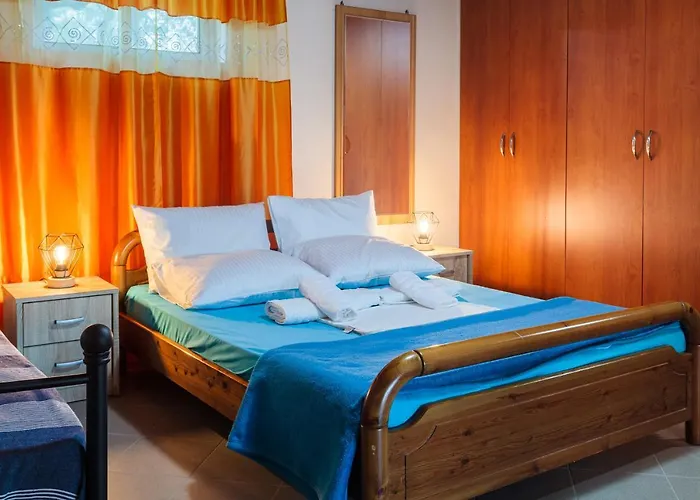 Makarounis Athanasios Traditional * Петалидион