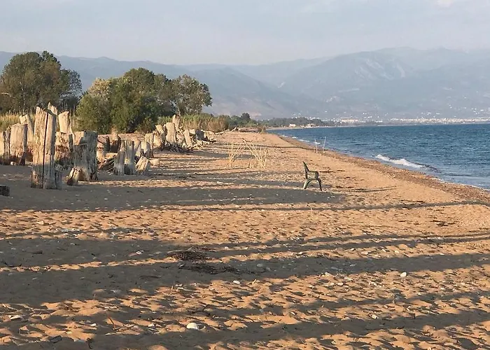 Makarounis Athanasios Traditional Апартаменты Петалидион
