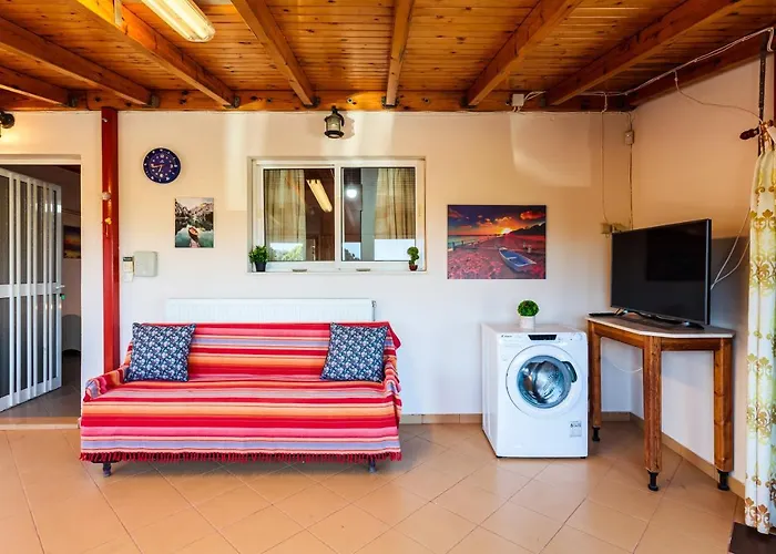 Makarounis Athanasios Traditional Διαμέρισμα