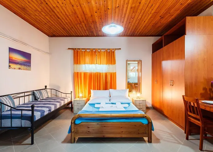 Makarounis Athanasios Traditional Апартаменты Петалидион